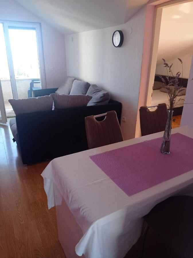 Tomisa Apartamento